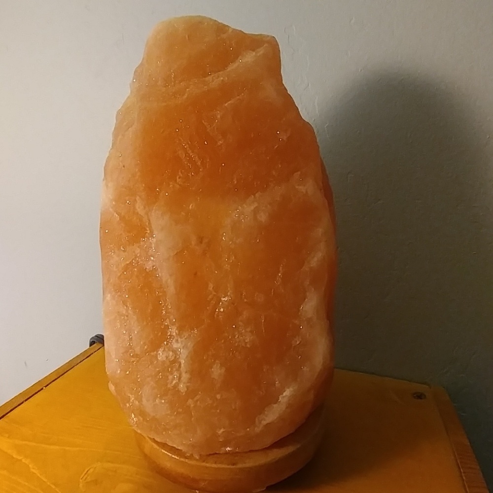 Salt rock lamp